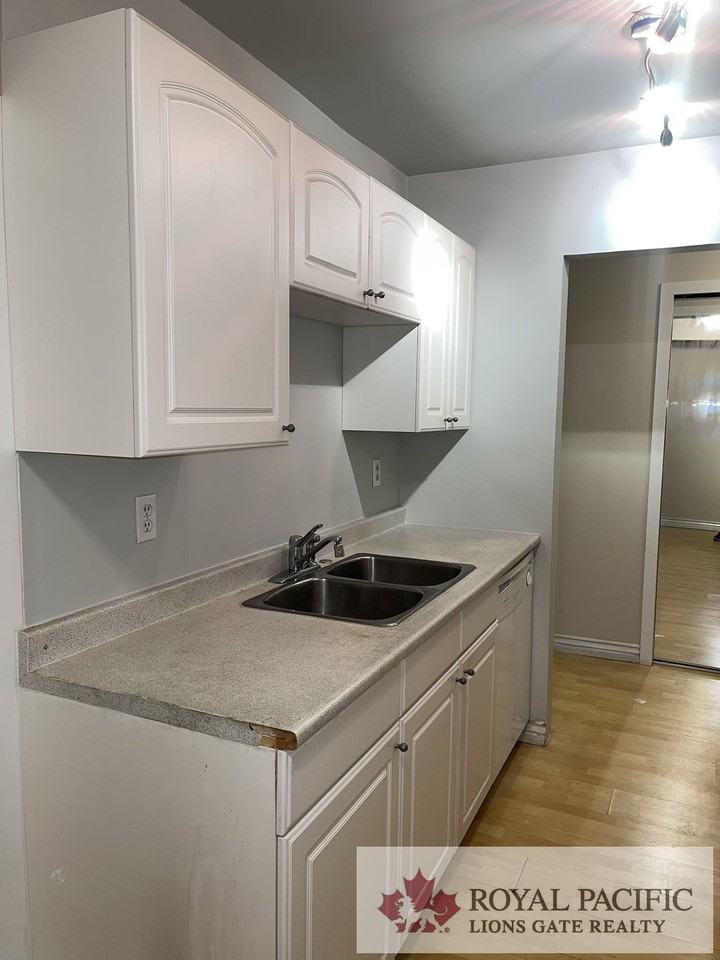 8500 Lansdowne Road #101 - Photo 3 of 13