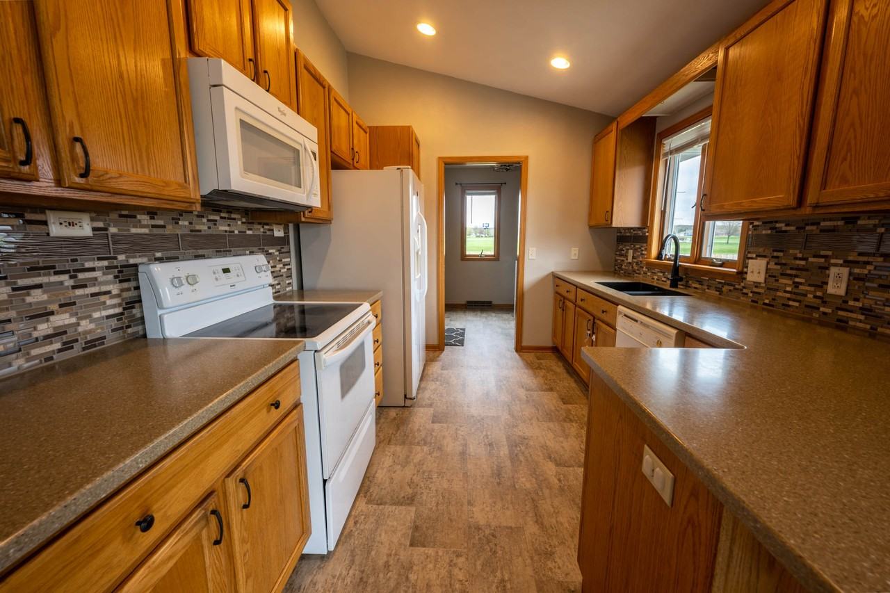 2404 N Wright Rd #1 - Photo 2 of 20