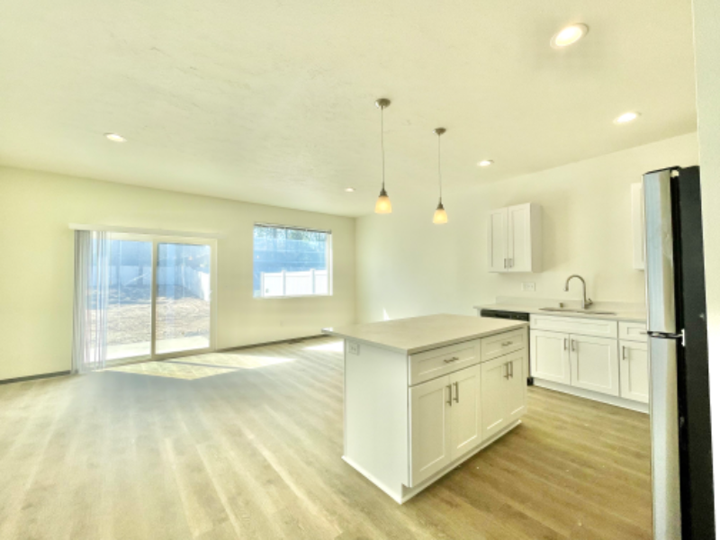 12229 N Mayfair Rd - Photo 2 of 13