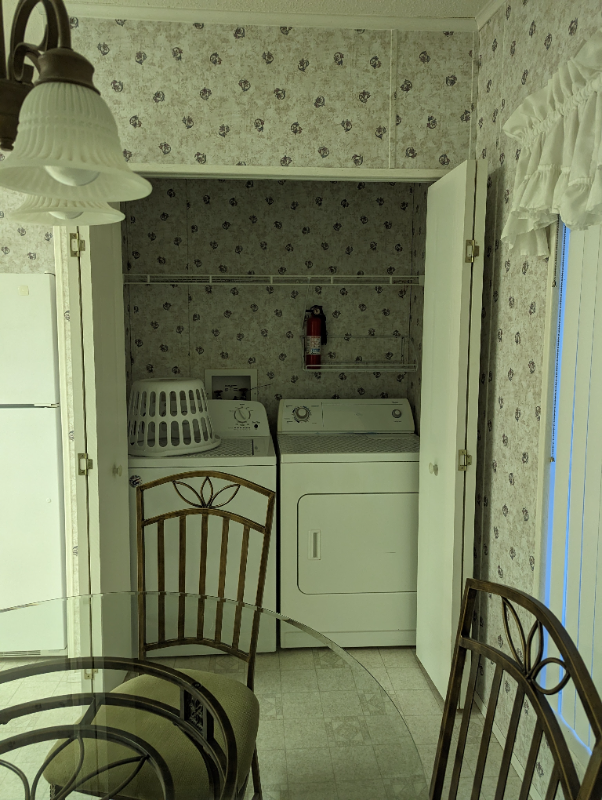 684 Tulip Cir E - Photo 2 of 13