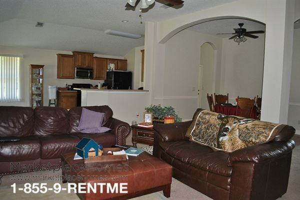 1307 Copper Creek Dr - Photo 2 of 6