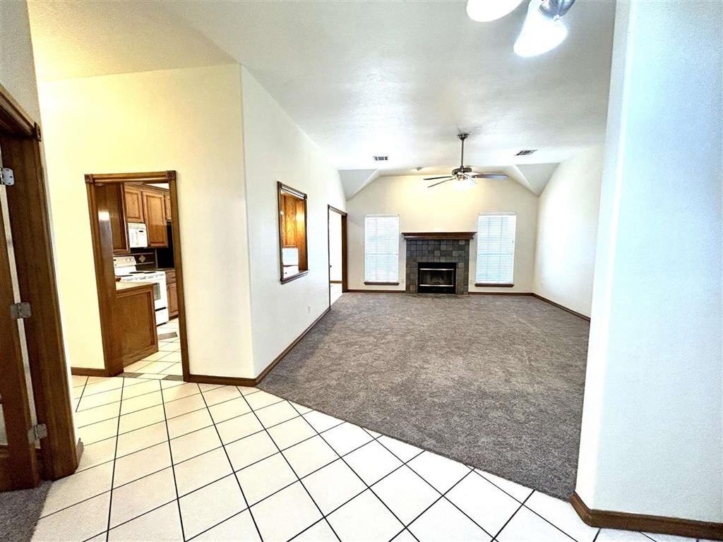 455 Sw 154th St #1 - Photo 3 of 26