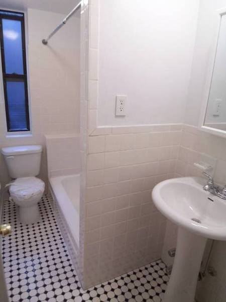 West 152nd Street and Bradhurst Avenue - Photo 2 of 5