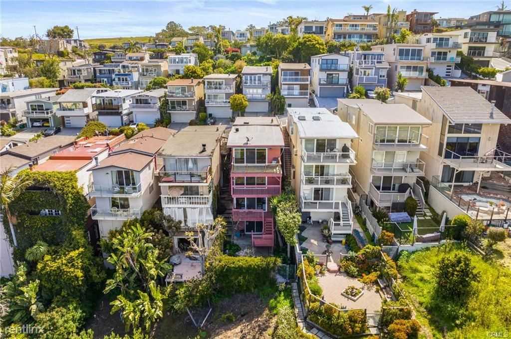 1041 Santa Ana St - Photo 3 of 11