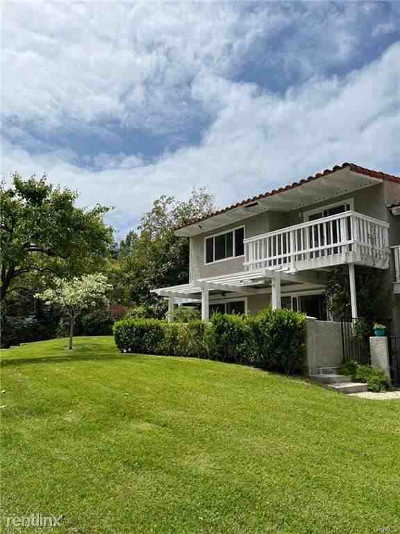 517 Playa - Photo 2 of 4