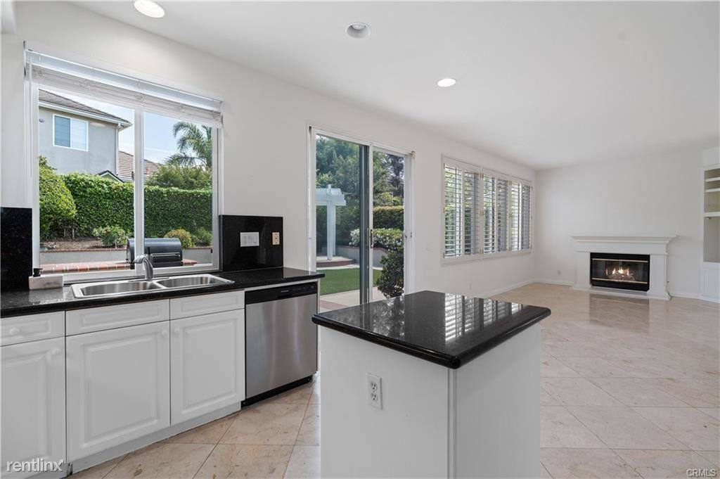 20 Wedgewood - Photo 2 of 12