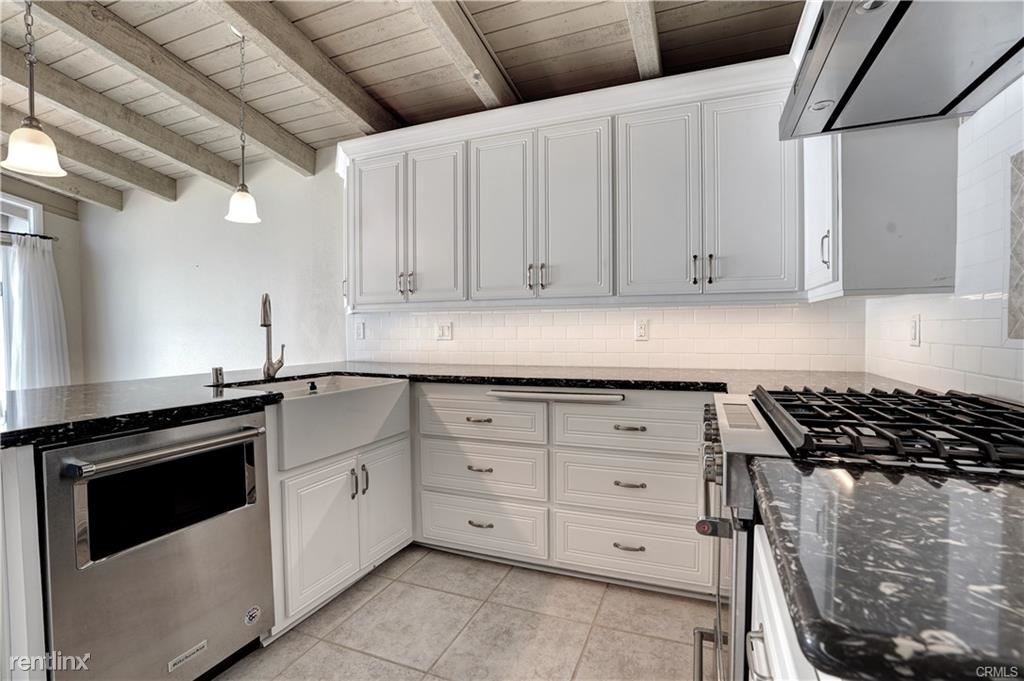 649 Vista Bonita - Photo 3 of 10