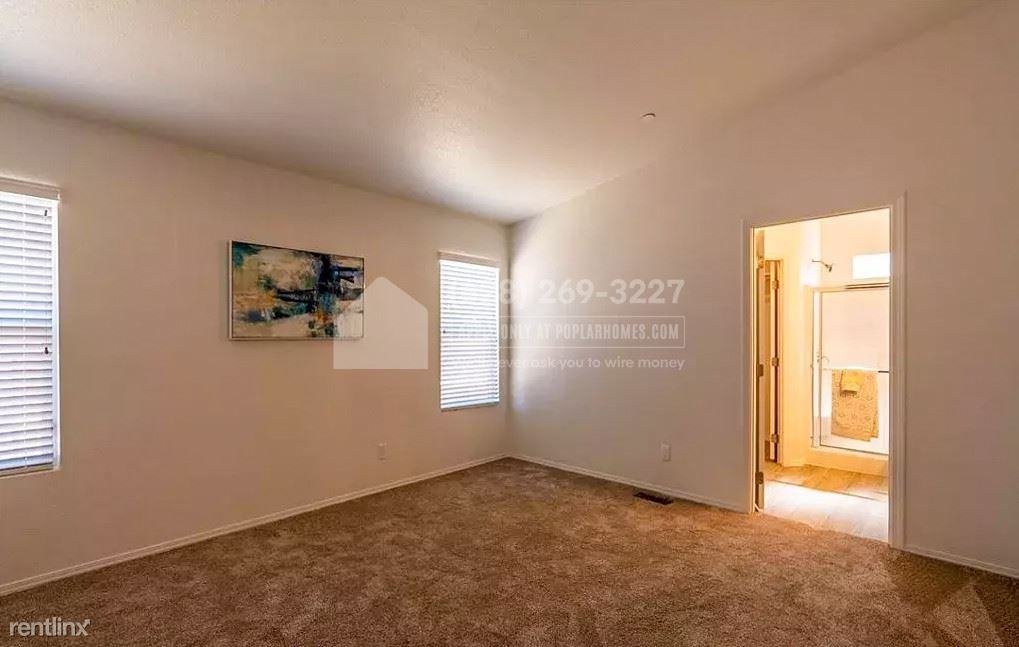 30993 Electric Ave - Photo 3 of 25