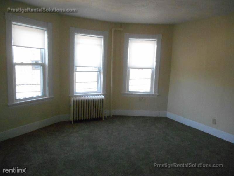 352 Shirley St Apartments in Winthrop Beach, Winthrop Town, MA 02152