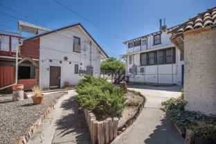 121 High St Ne - Photo 1 of 1