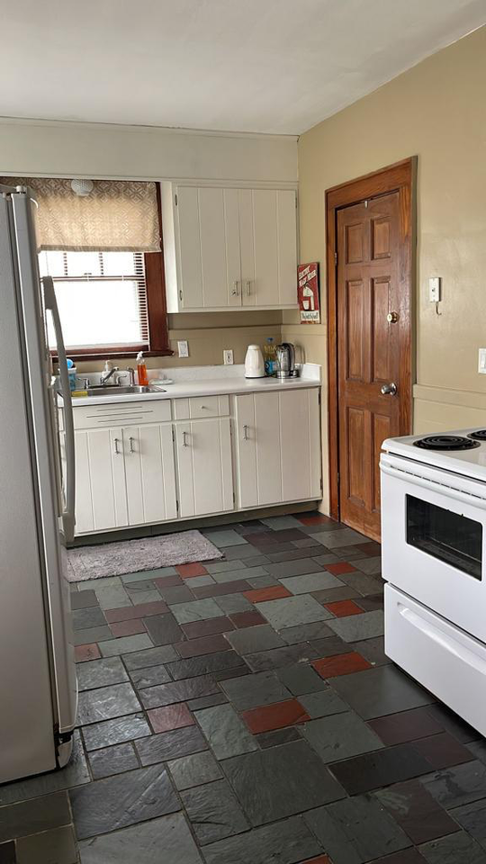 23 Ochsner Place #1 - Photo 2 of 10