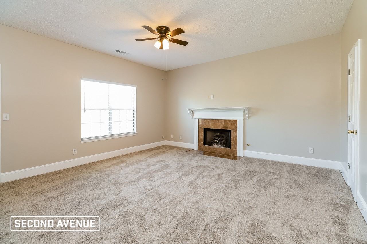 3556 Salem Glen Rd - Photo 3 of 16