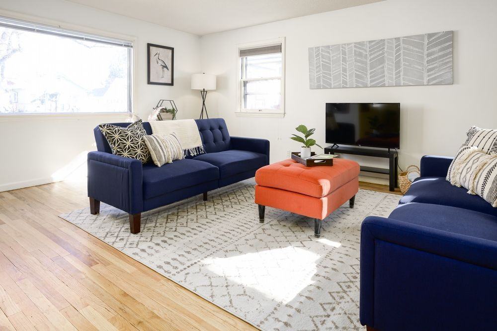 1015 E State St - Photo 3 of 29