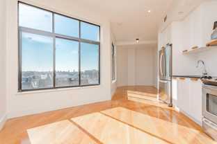 5527 Myrtle Ave #313 - Photo 1 of 1