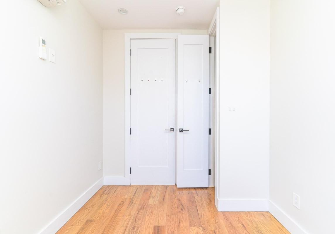 50 Starr St #2L - Photo 2 of 11