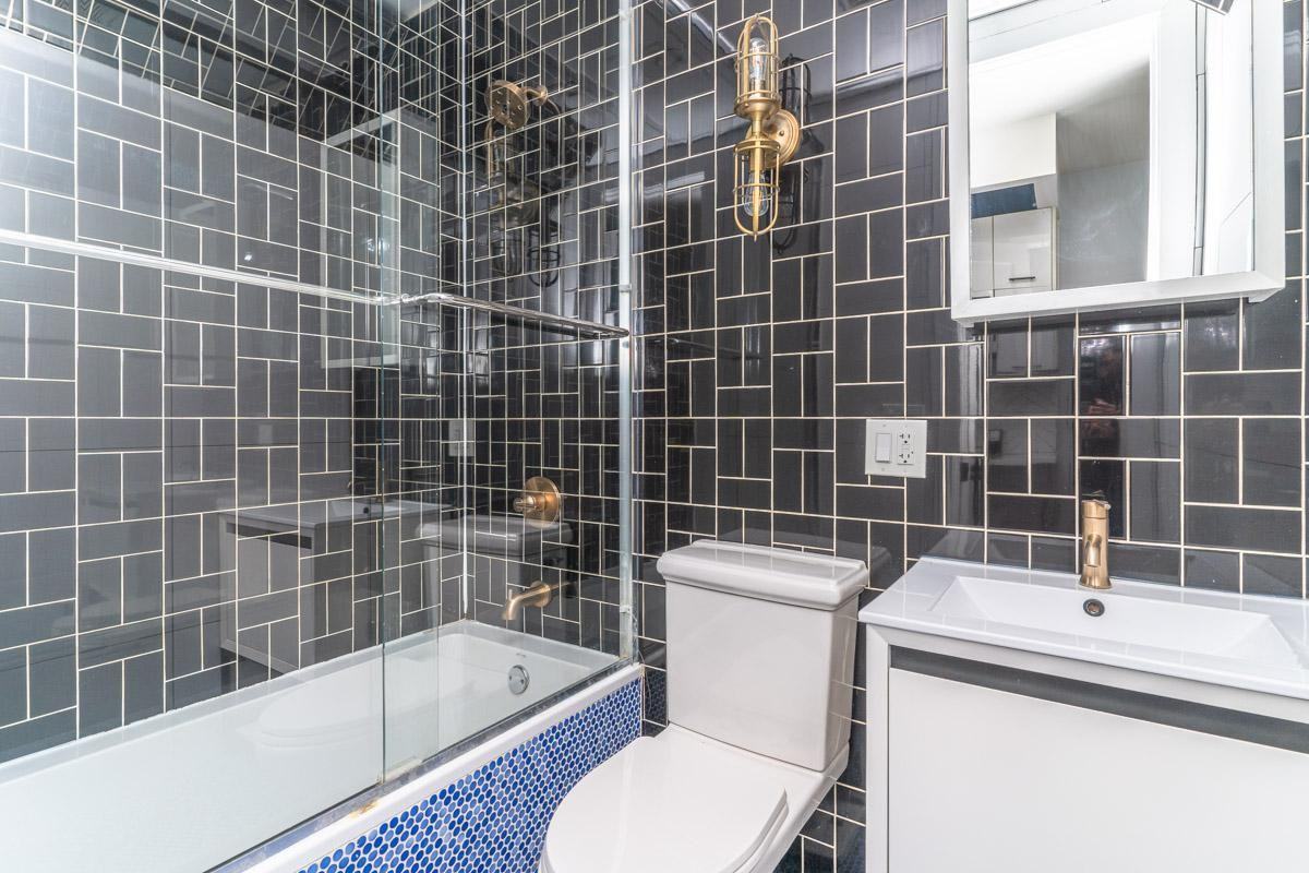 50 Starr St #2L - Photo 7 of 11
