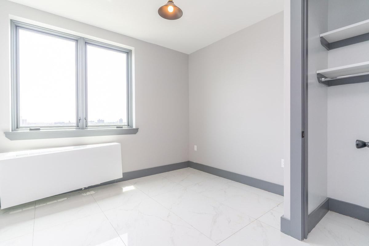 1598 Eastern Pkwy #3c - Photo 5 of 8