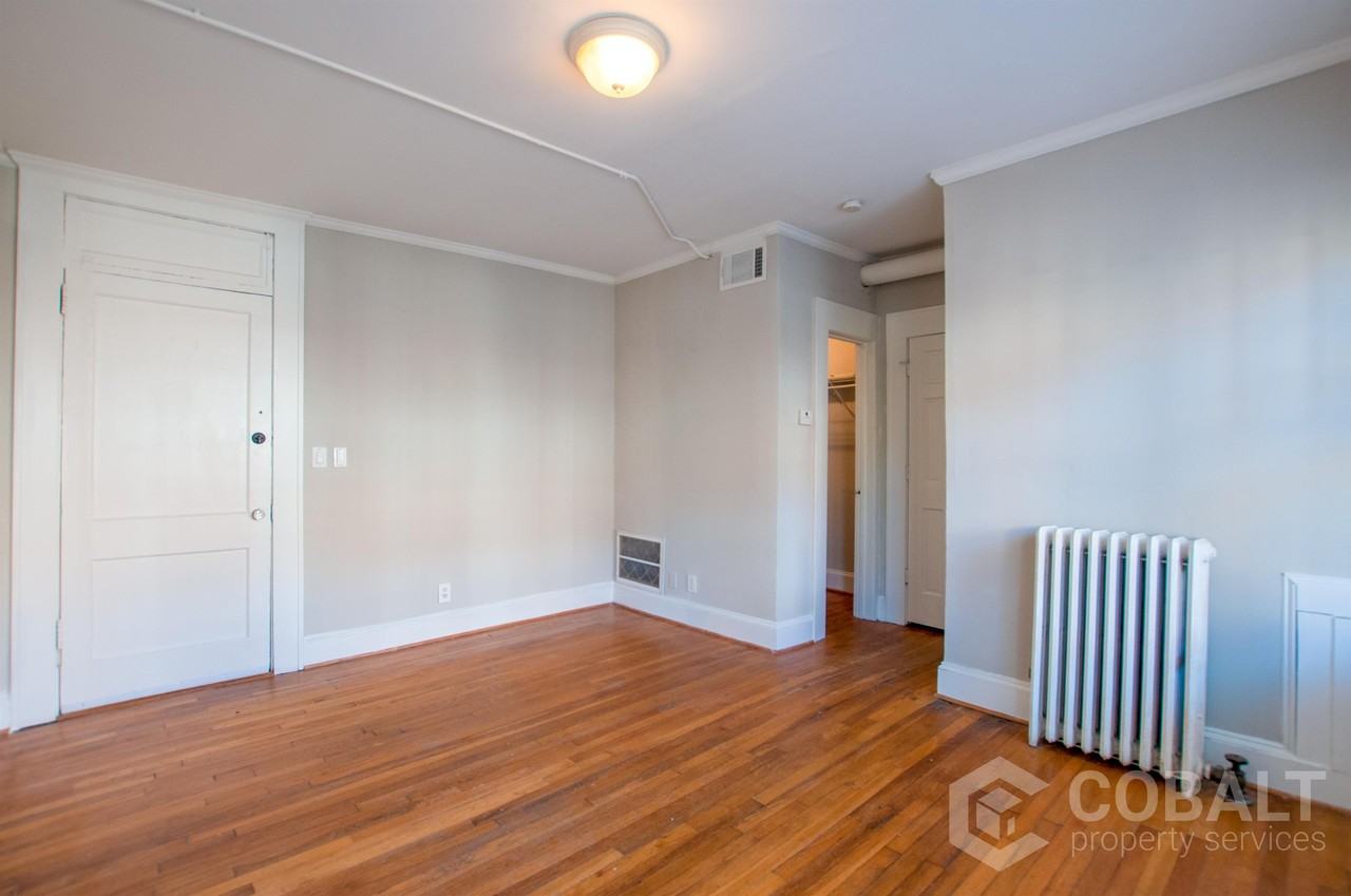 674 Somerset Ter Ne #04 - Photo 6 of 11