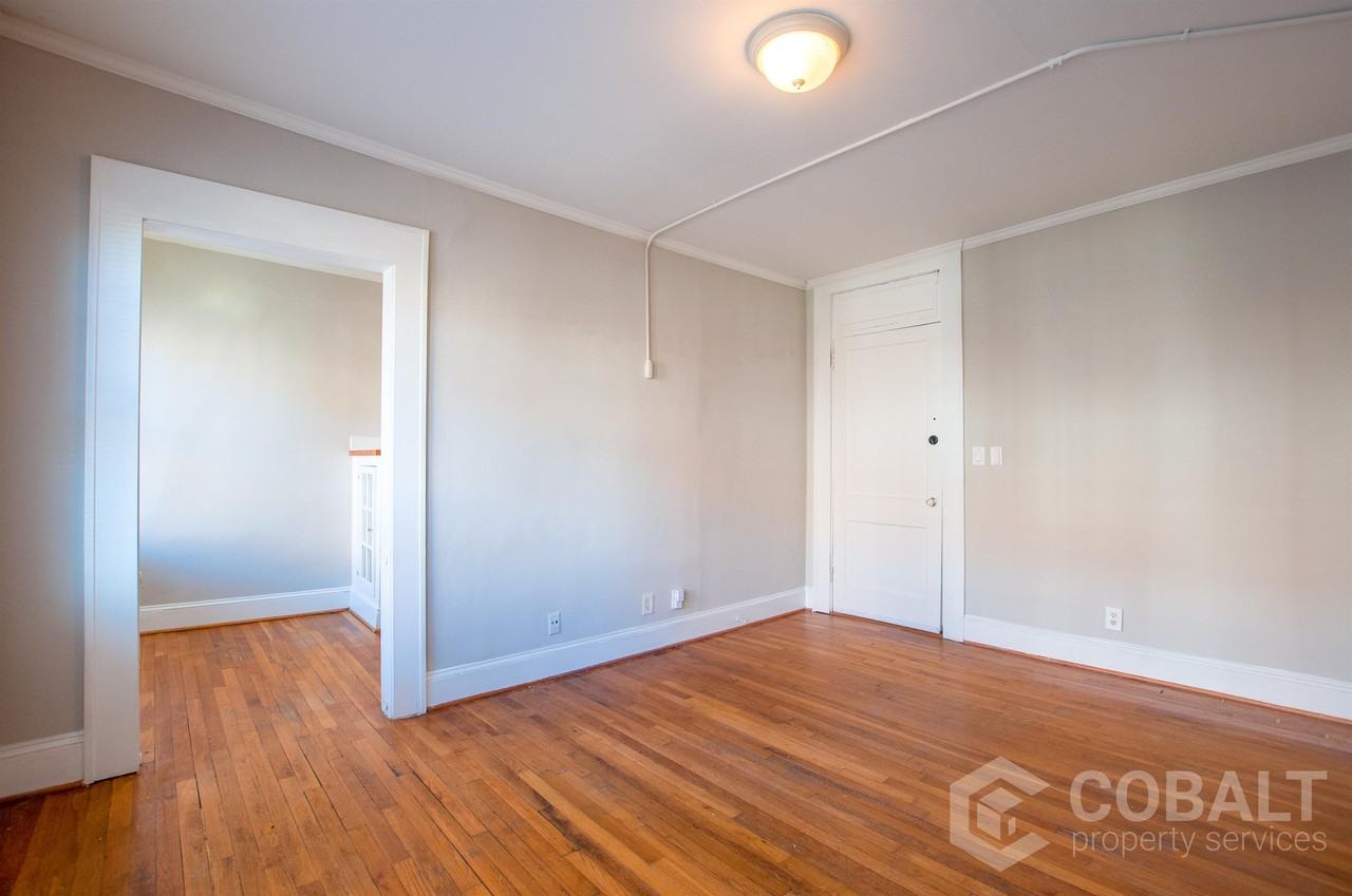 674 Somerset Ter Ne #04 - Photo 7 of 11