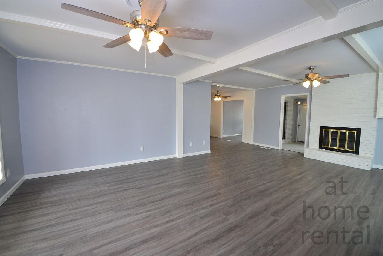 3821 S 93rd East Ave #1 - Photo 5 of 28