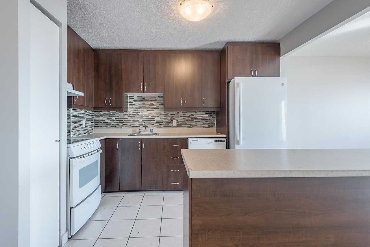 80 chemin du Bord Apartments 85 Ch Du BordDuLac Lakeshore, Pointe