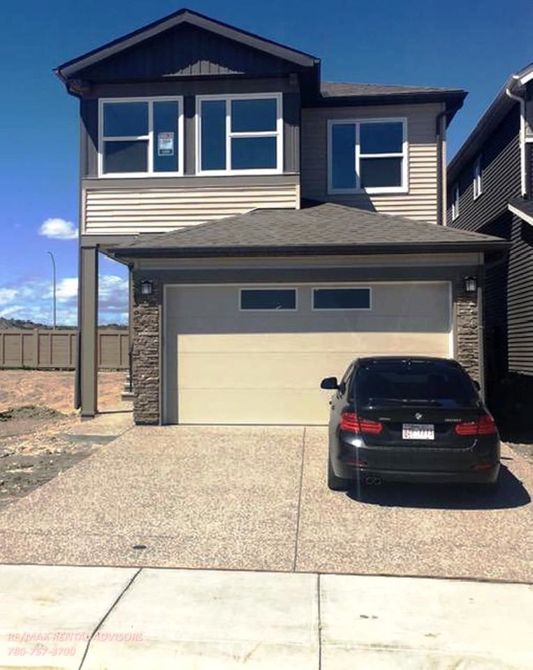 164 Savanna Lane Ne, Calgary, AB T3J 0X4 4 Bedroom House for 2,680