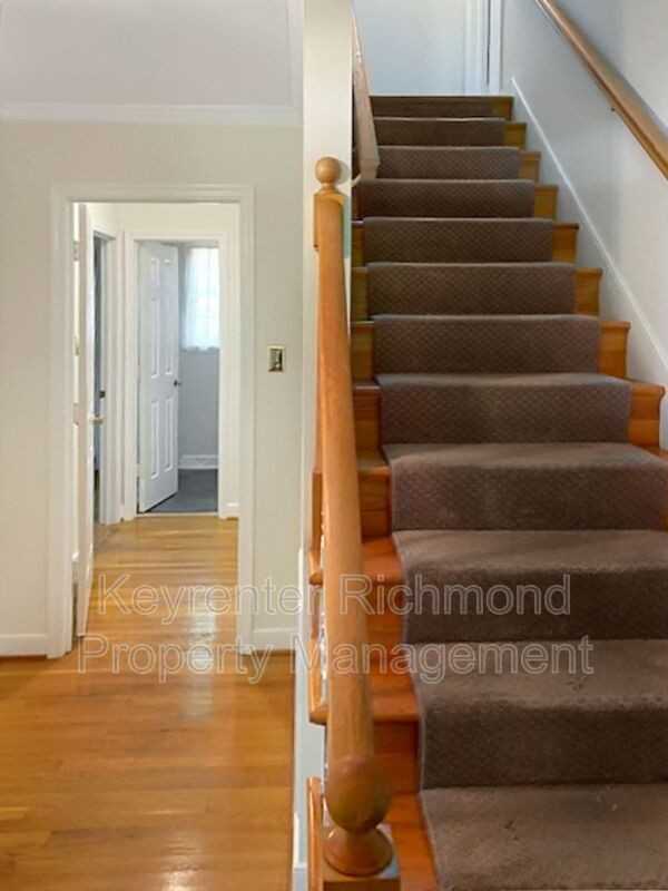 9310 Redbridge Rd - Photo 5 of 31