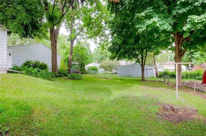 4124 3rd St - Photo 2 of 20