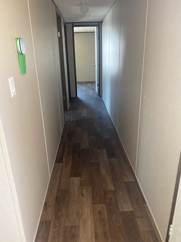 2130 Rand Morgan Rd - Photo 4 of 8