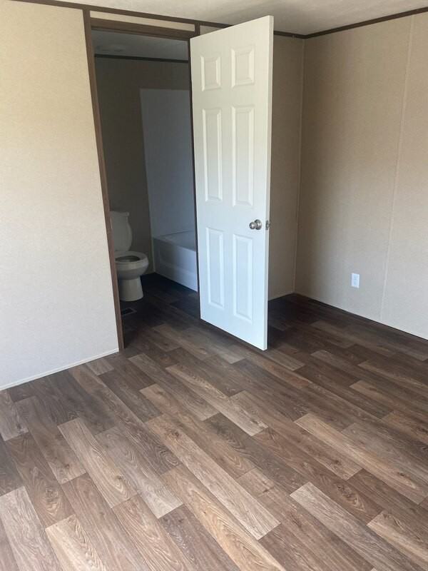 2130 Rand Morgan Rd - Photo 5 of 8