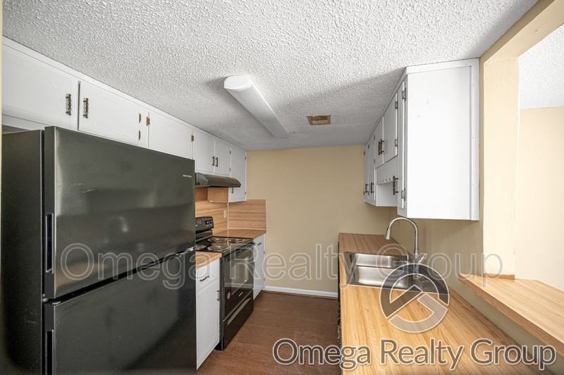 2229 Cheshire Dr - Photo 6 of 24