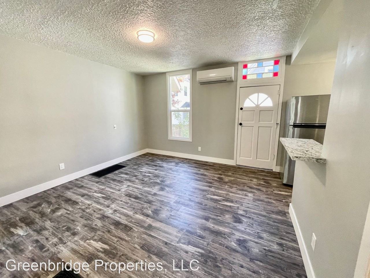 1511 NE Tillamook - Photo 2 of 21