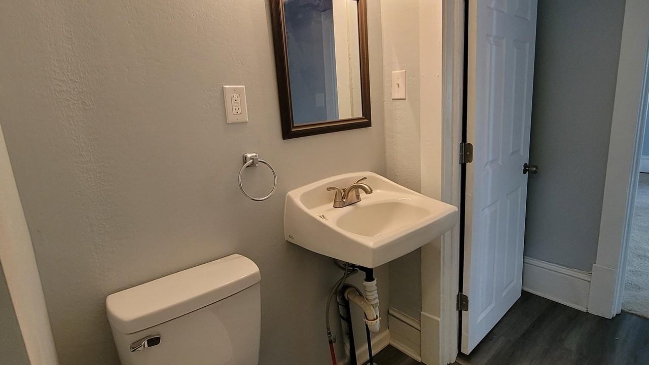 177 Williams Pl #177 - Photo 6 of 13