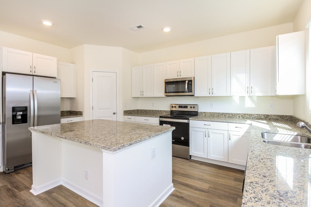 1501 1501 King St - Photo 6 of 15