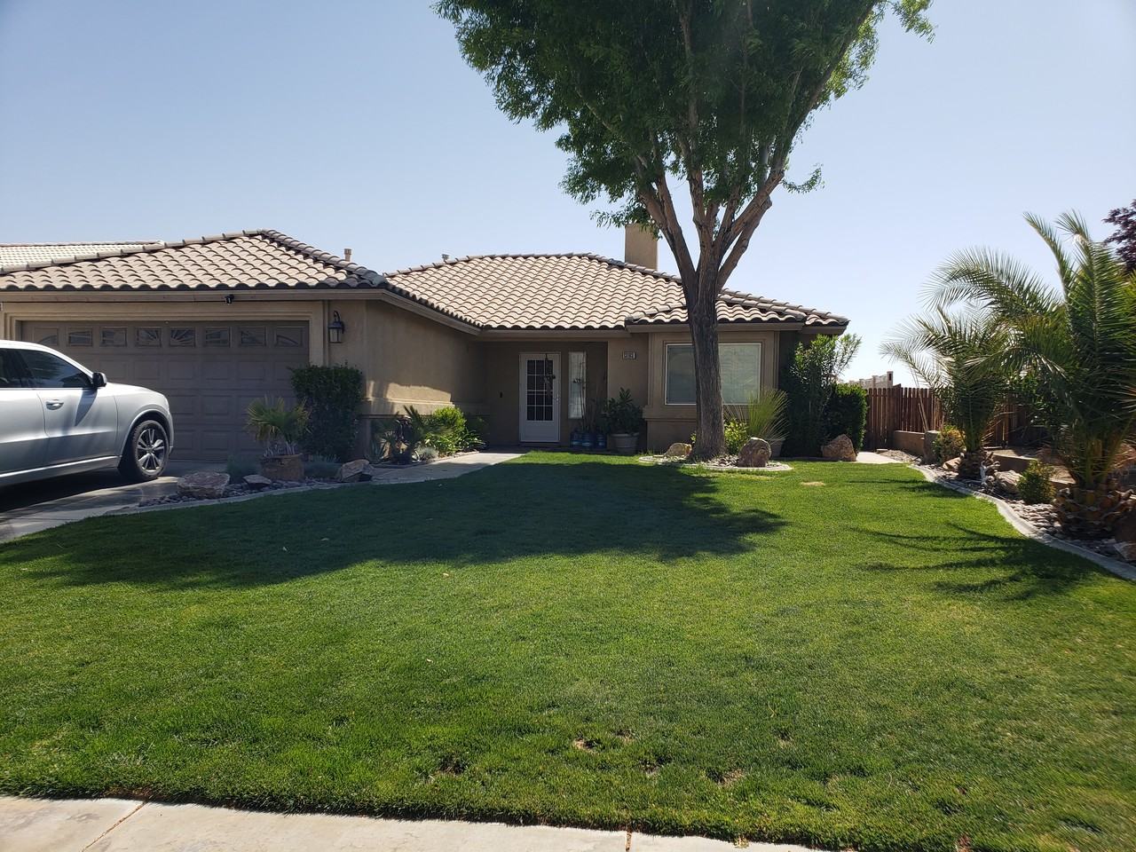 13193 Great Falls Avenue - Photo 2 of 36