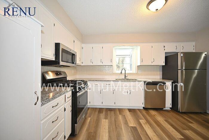 17009 E 4th St S - Photo 3 of 23