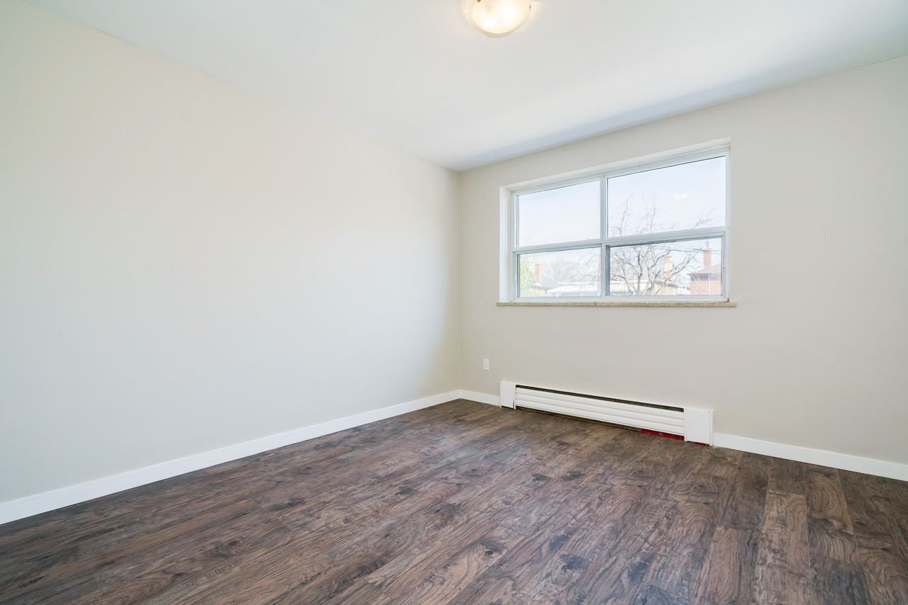 1393 Wilson Ave #1 - Photo 3 of 8