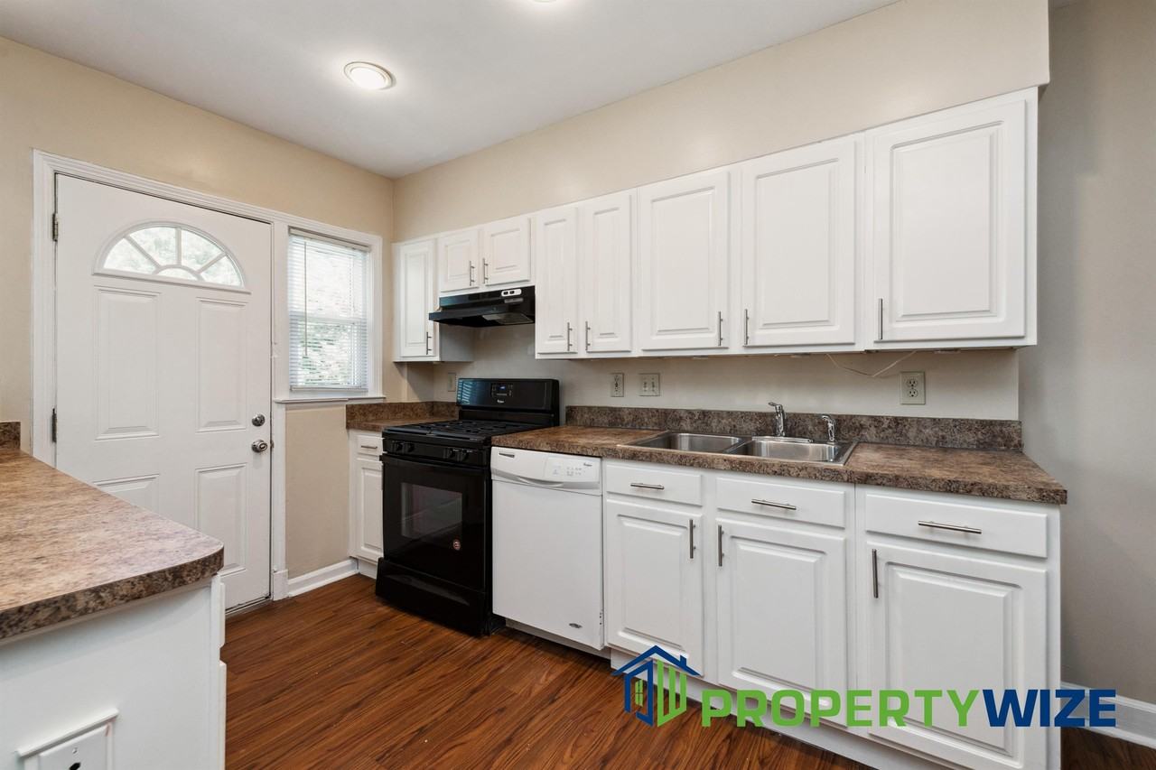 1250 Walker Ave #1 - Photo 4 of 28