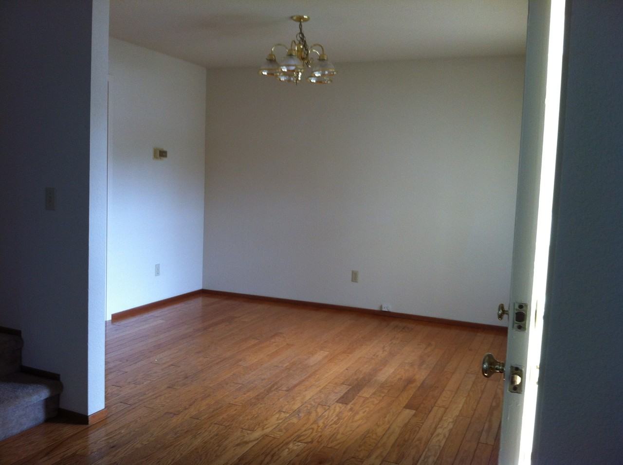 387 Redwood Heights Ct #1 - Photo 4 of 10