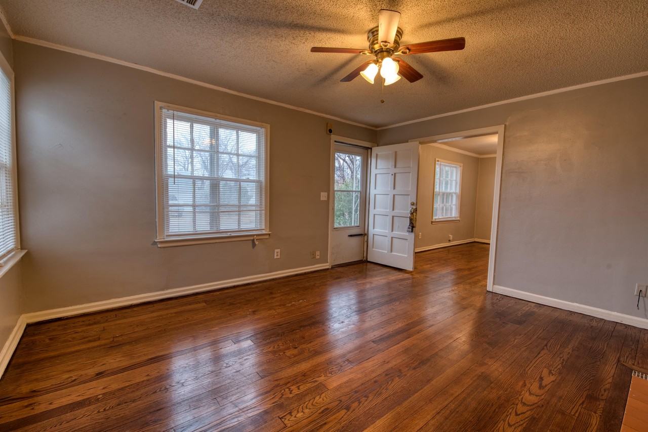 2212 Nw 31st St #1 - Photo 2 of 12