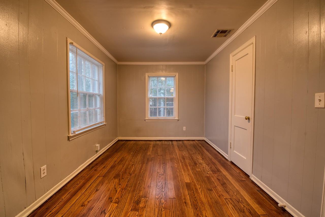 2212 Nw 31st St #1 - Photo 6 of 12