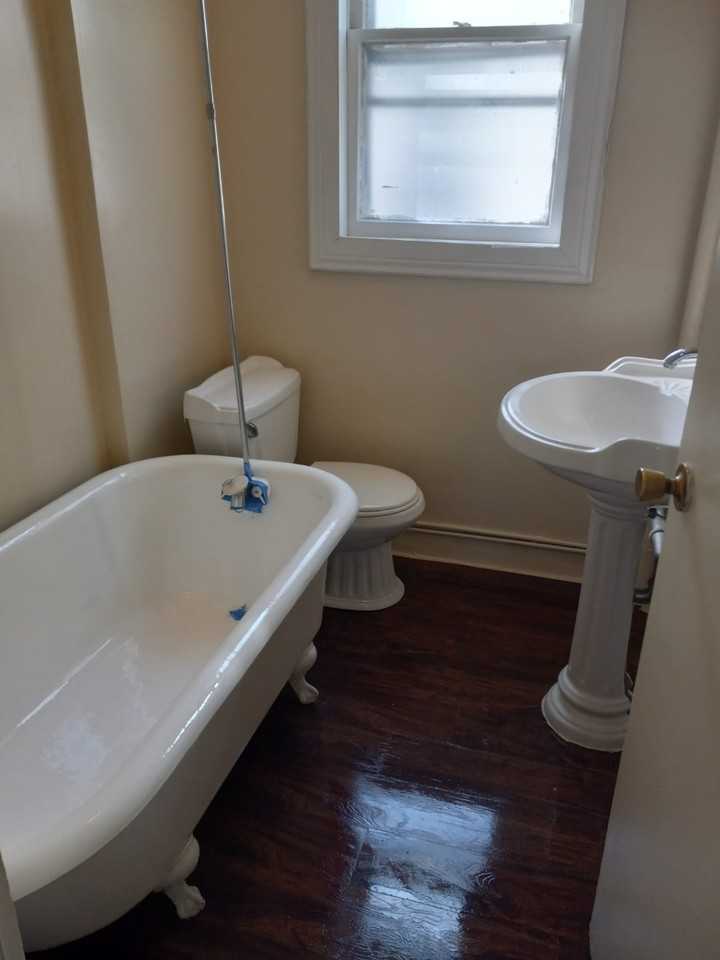 48 Hurlburt St #3 - Photo 4 of 8