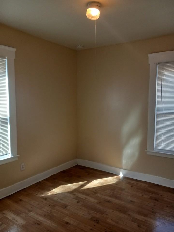 48 Hurlburt St #3 - Photo 7 of 8