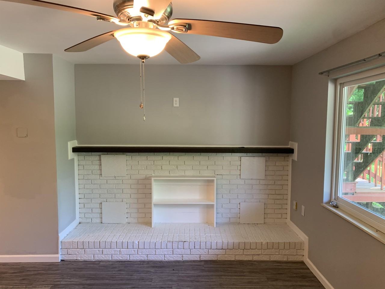 743 E Red Bud Rd #102 - Photo 4 of 10