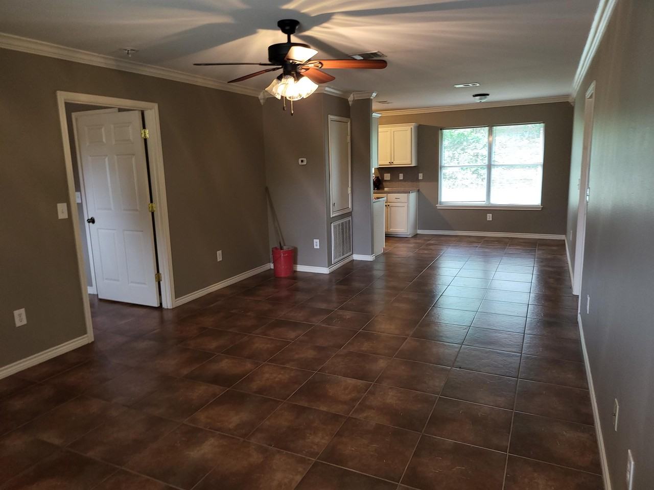 2600 Canyon St #1 - Photo 5 of 21