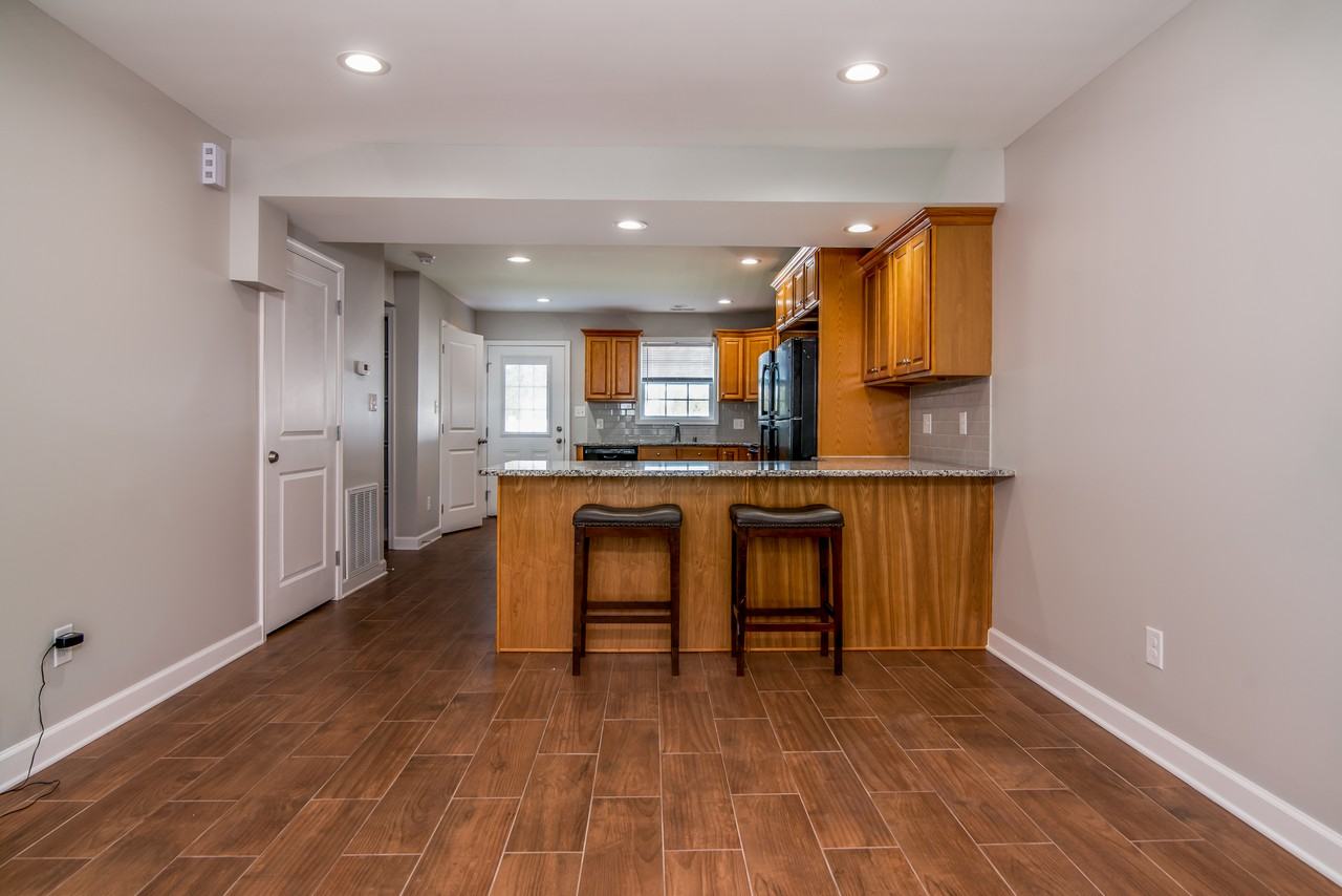 111 Williams Rd #2 - Photo 2 of 34