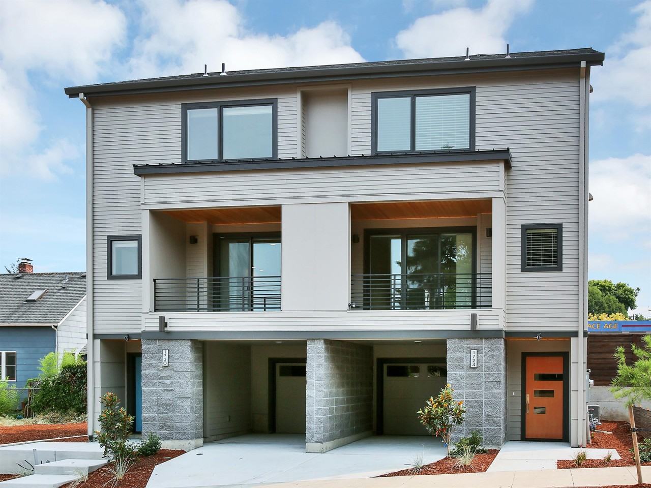 1711 Se Ramona St #1711