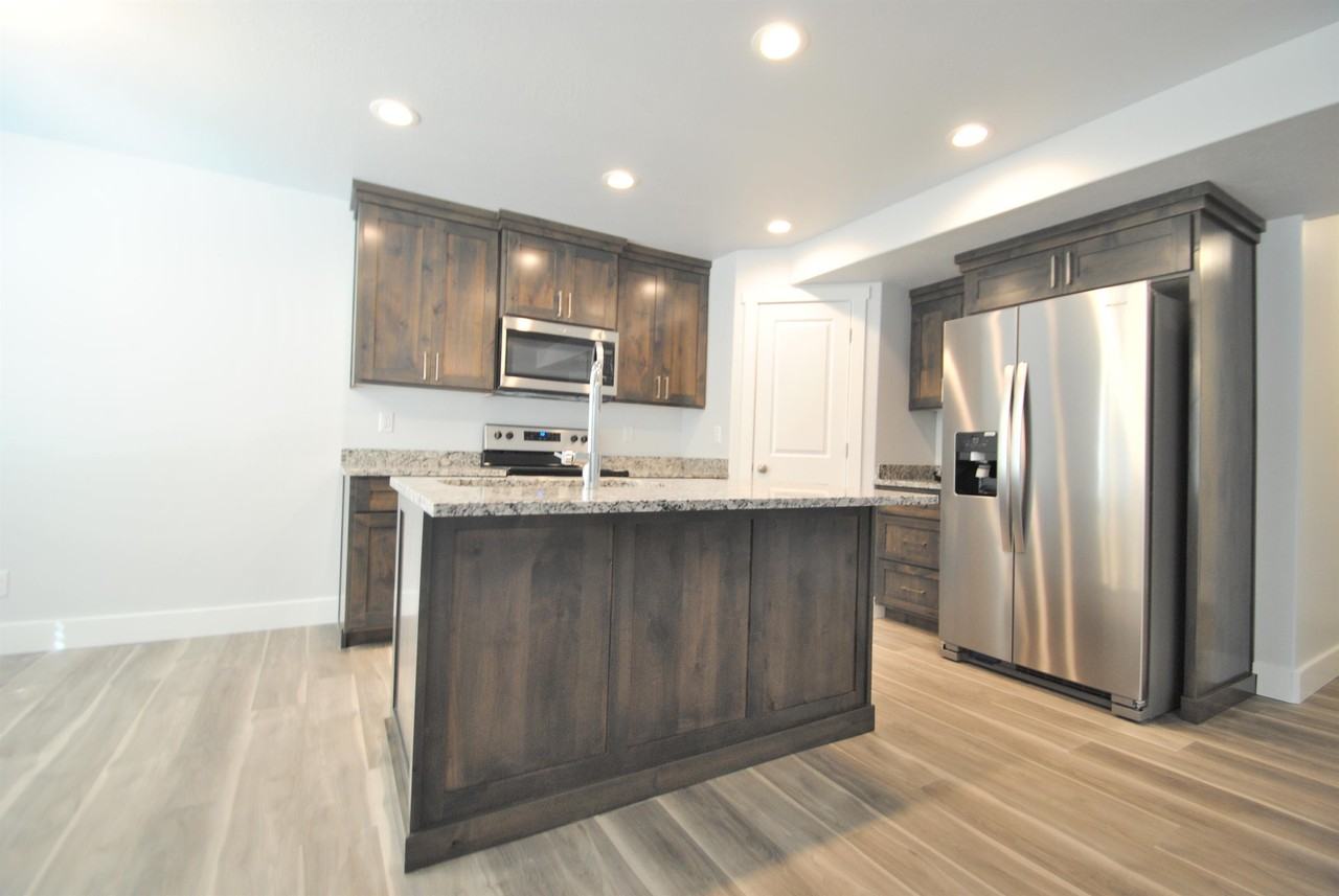 2041 N 380 E #1 - Photo 3 of 15