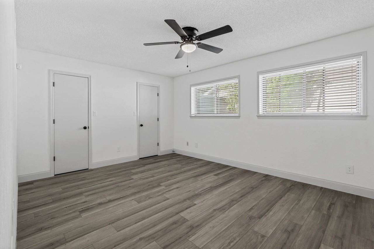 2404 Kentfield Dr #1 - Photo 7 of 26