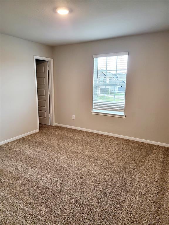 946 Grand Emperor Dr #1 - Photo 3 of 6